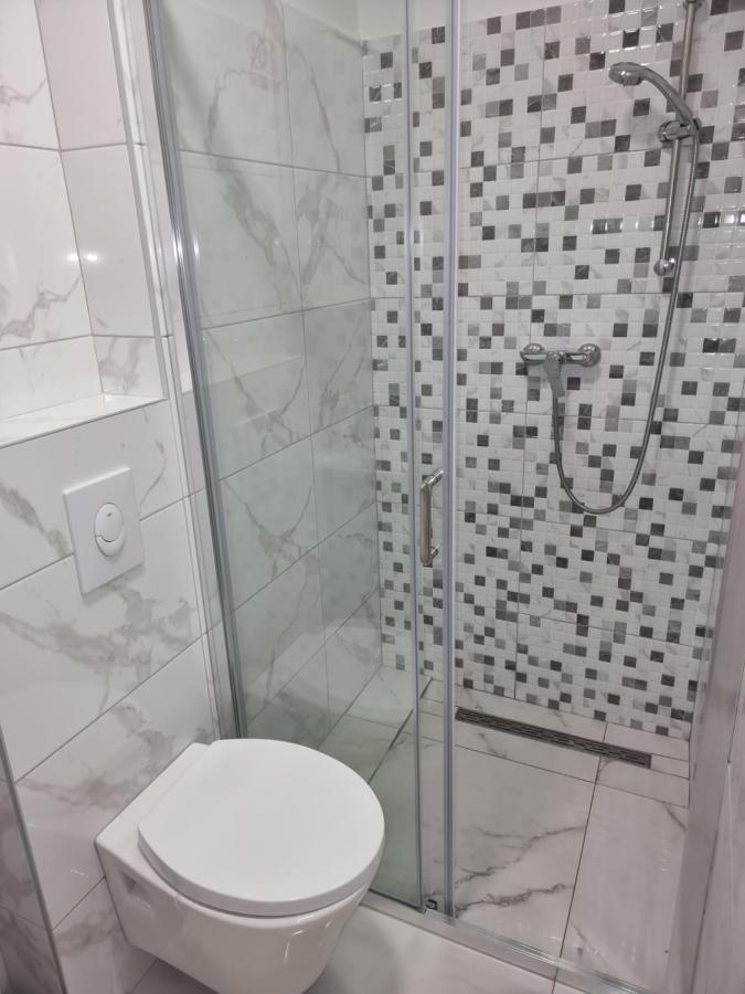 Apartmani Anastasia With Pool, Novalja Kültér fotó